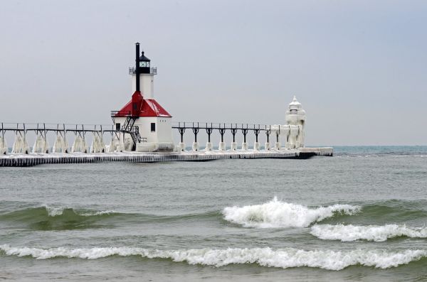 Michigan Investigates Cyclospora Outbreak as Confirmed Cases Exceed Eight Thousand