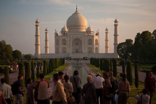 New Delhi Imposes Strict Security Lockdown and Detains Thousands Ahead of Youth Protest
