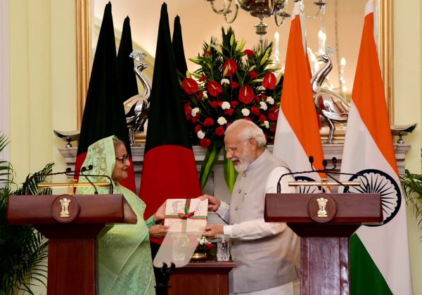 Bangladesh's Former Prime Minister Sheikh Hasina Announces Return to Homeland