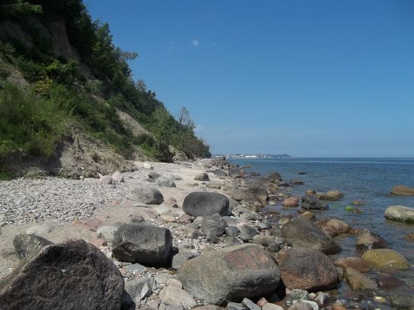 Poland Deploys Fighter Jets After Russian Helicopter Intrudes Near Braniewo