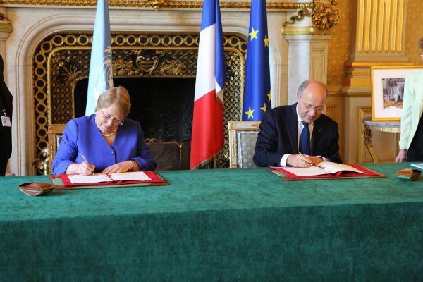 French Government Accuses Left-Wing Leaders of Inciting Recent Youth Unrest
