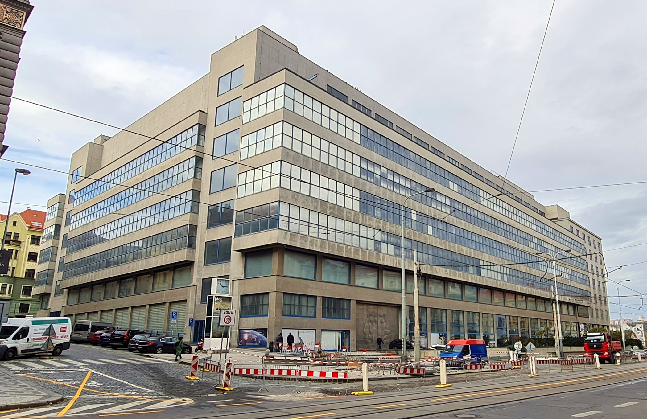 Trade Fair Palace