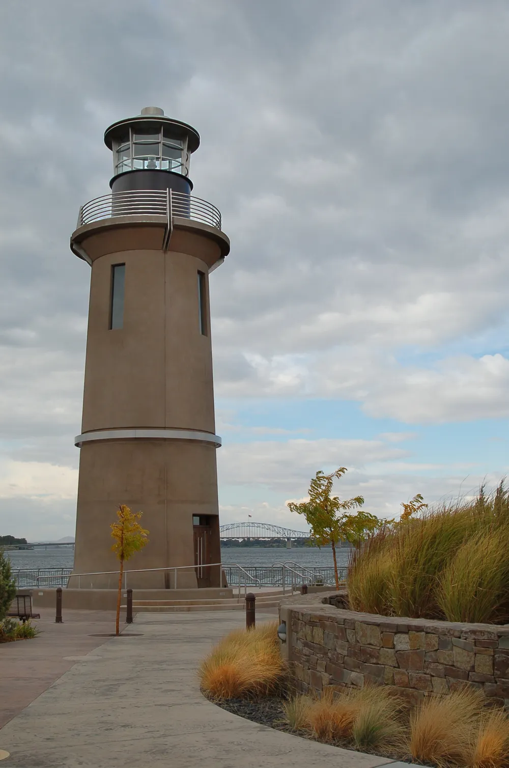 Clover Island Light