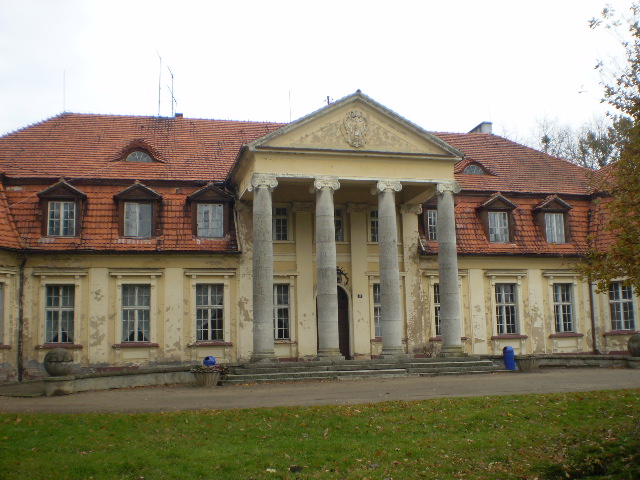 Bieganowo Palace
