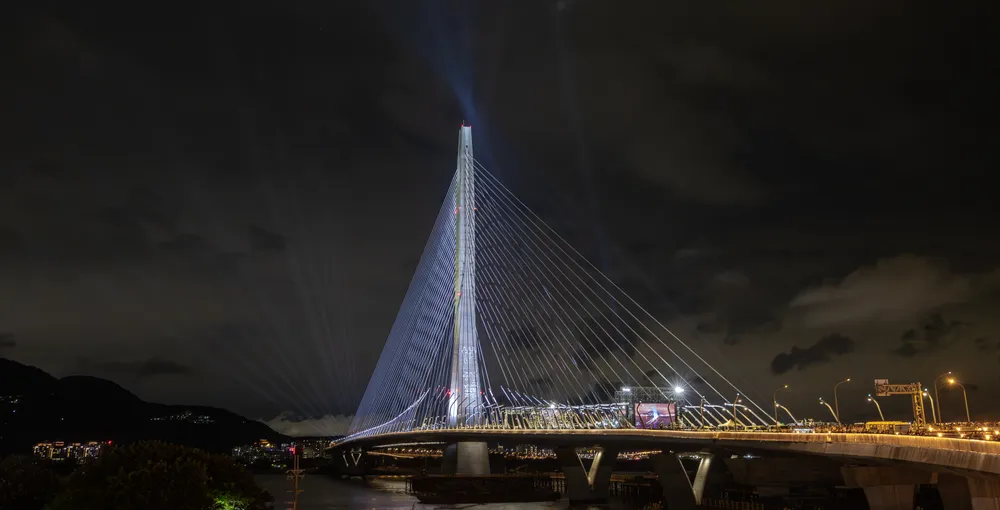 Danjiang Bridge