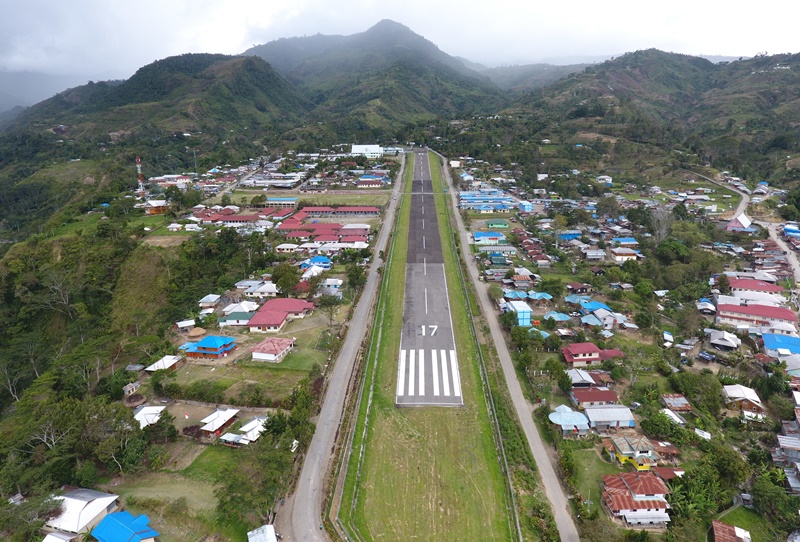 印度尼西亞巴布亞省工人營區遭武裝分離份子伏擊至少五名公路建設工人死亡