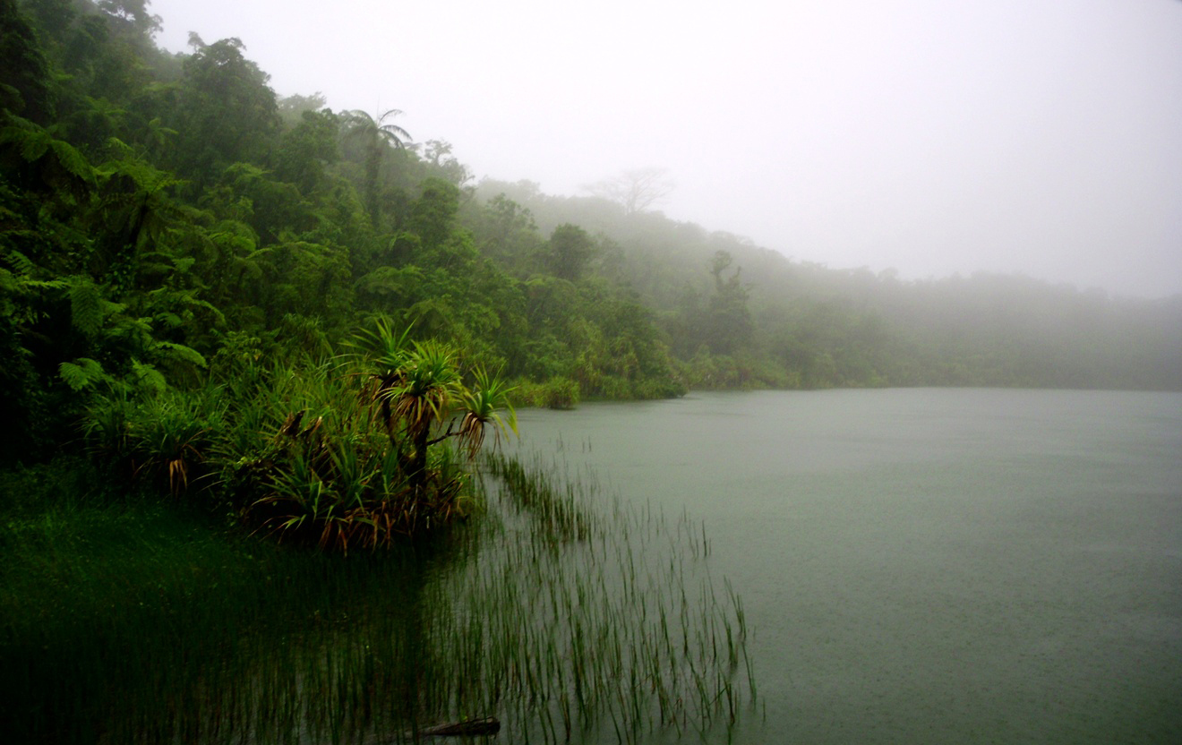 Lake Lanoto'o National Park