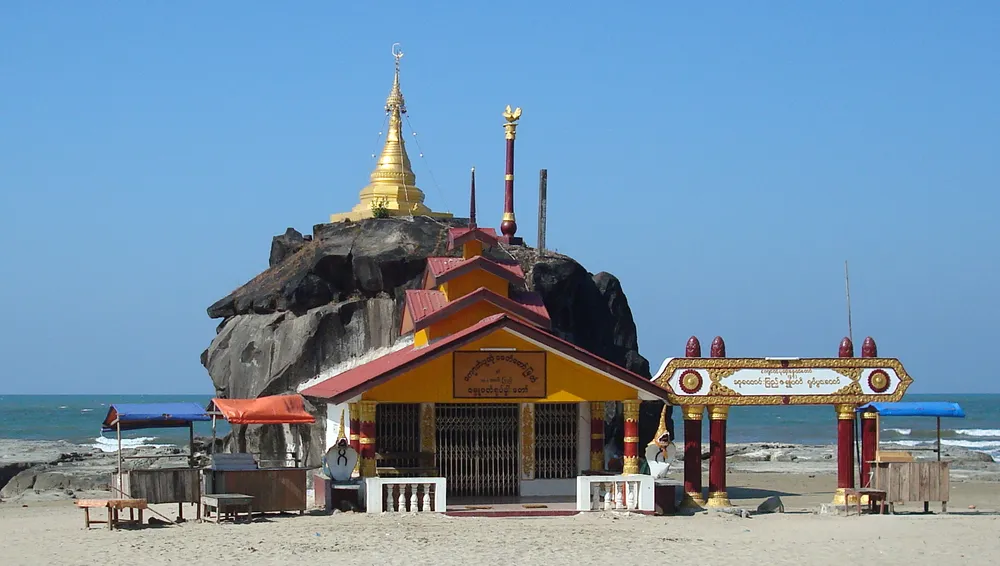 Chaungtha, Myanmar