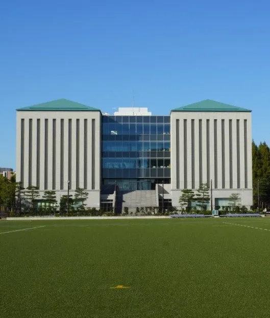 Dokkyo University