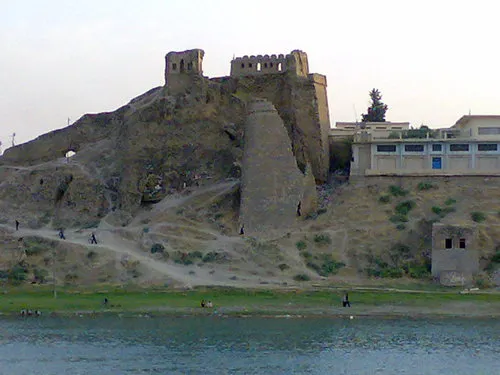 Bash Tapia Castle