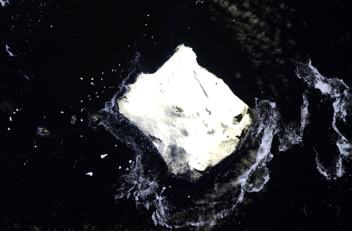 Bristol Island