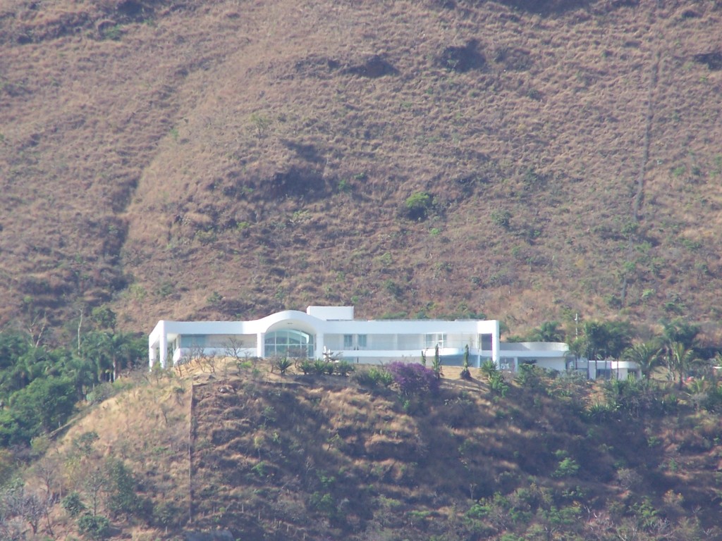 Palácio das Mangabeiras (corrigir foto)