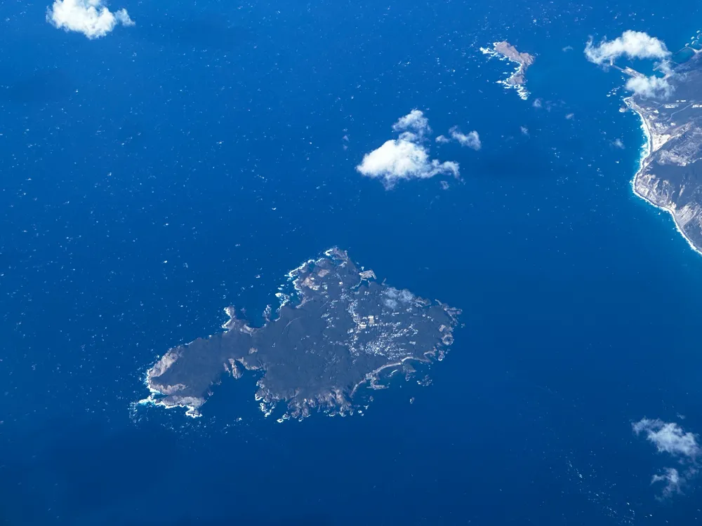 Shikine-jima