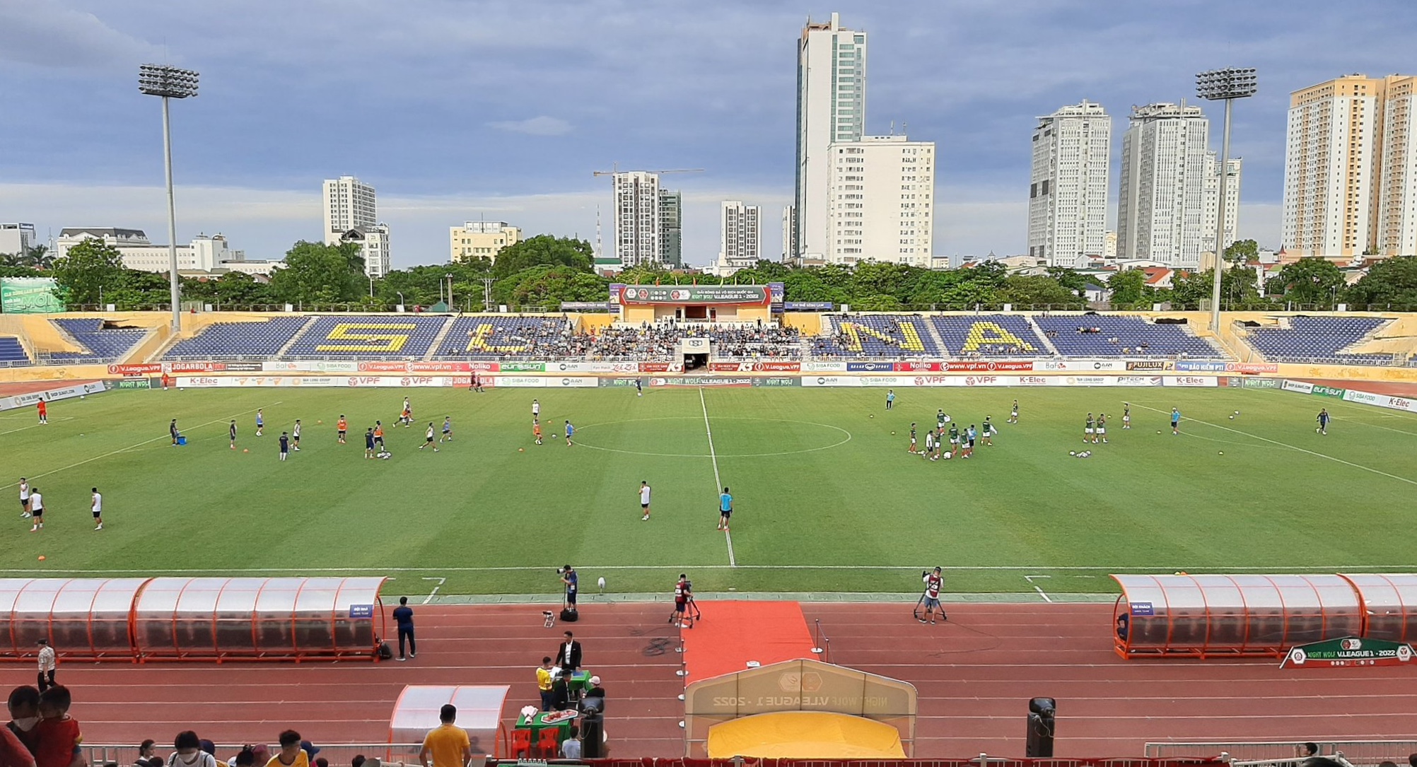 Vinh Stadium