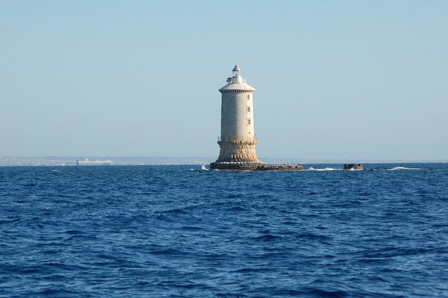 Scogli Porcelli lighthouse
