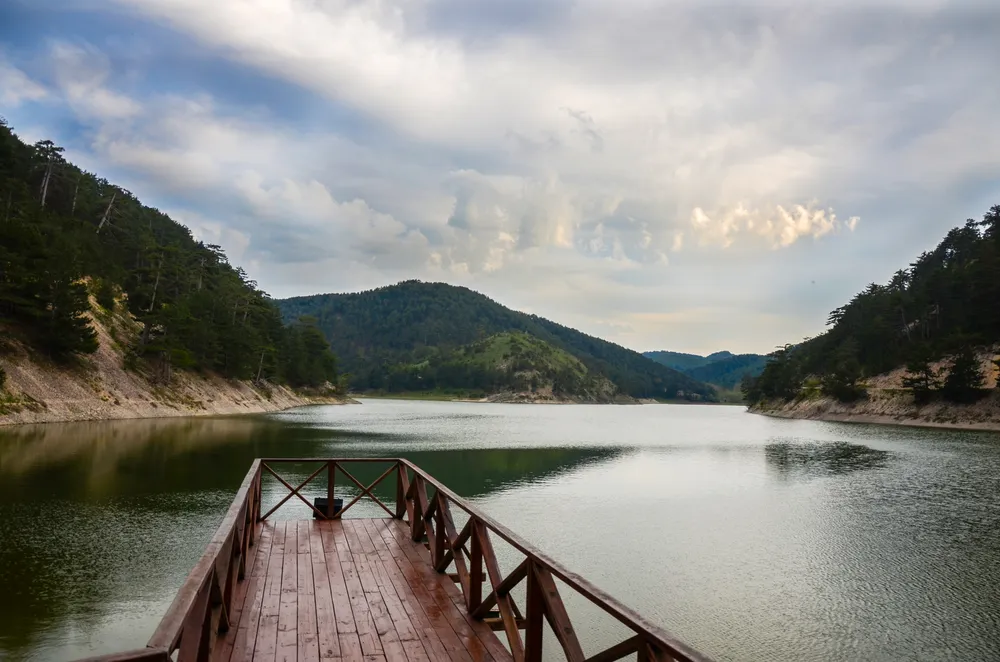 Lake Sünnet