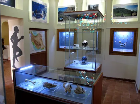 Zagros Paleolithic Museum