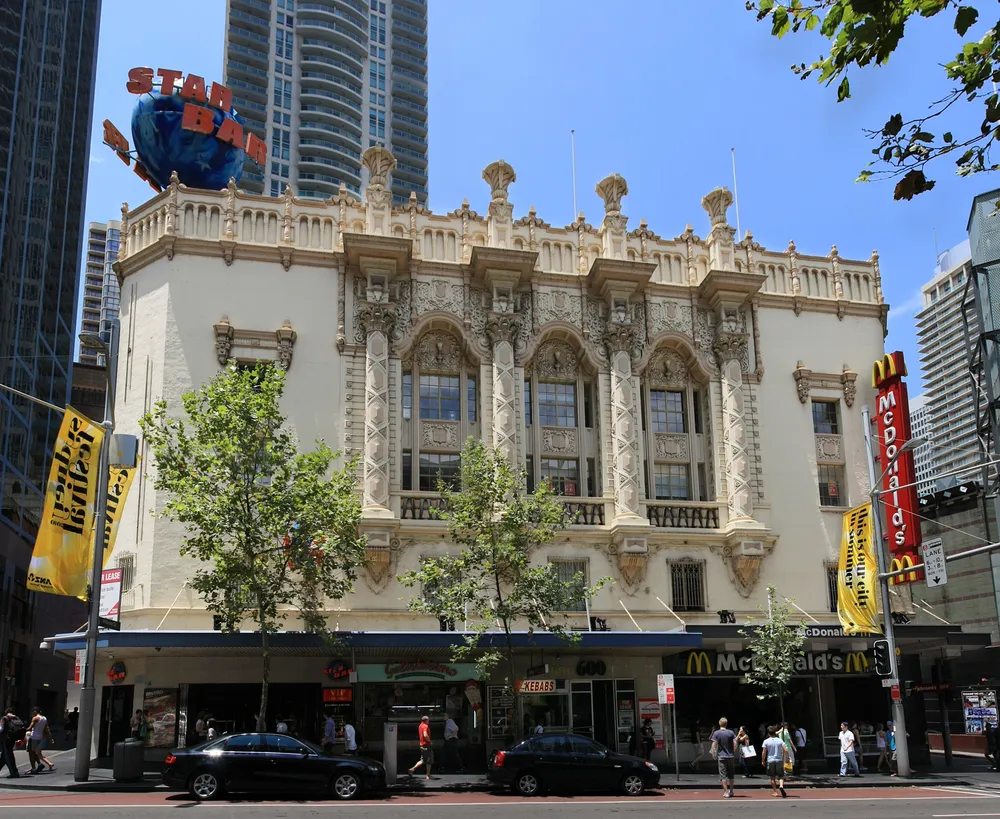 Plaza Theatre