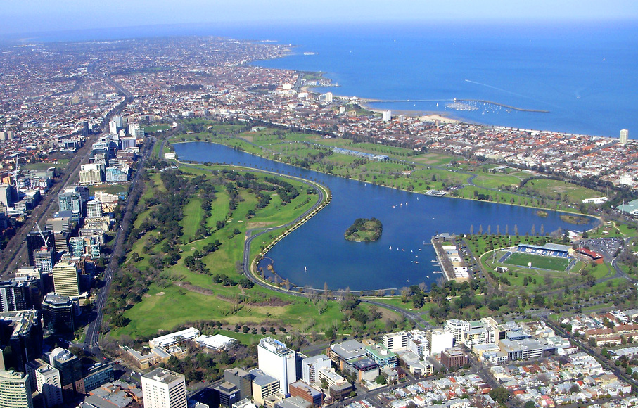 Albert Park and Lake