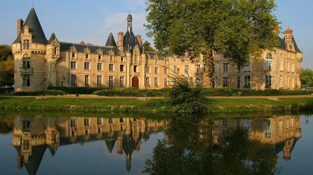 Castle of Esclimont