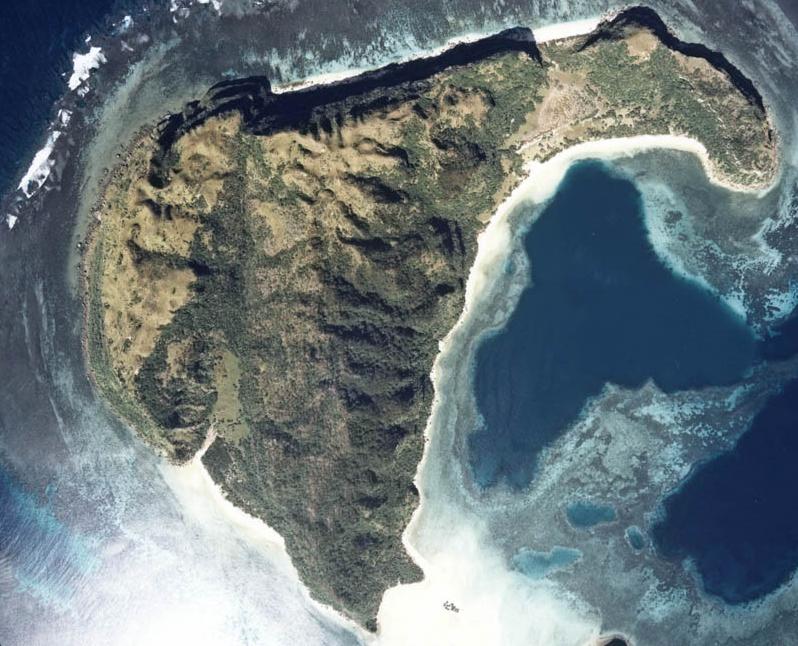 Sotobanari Island