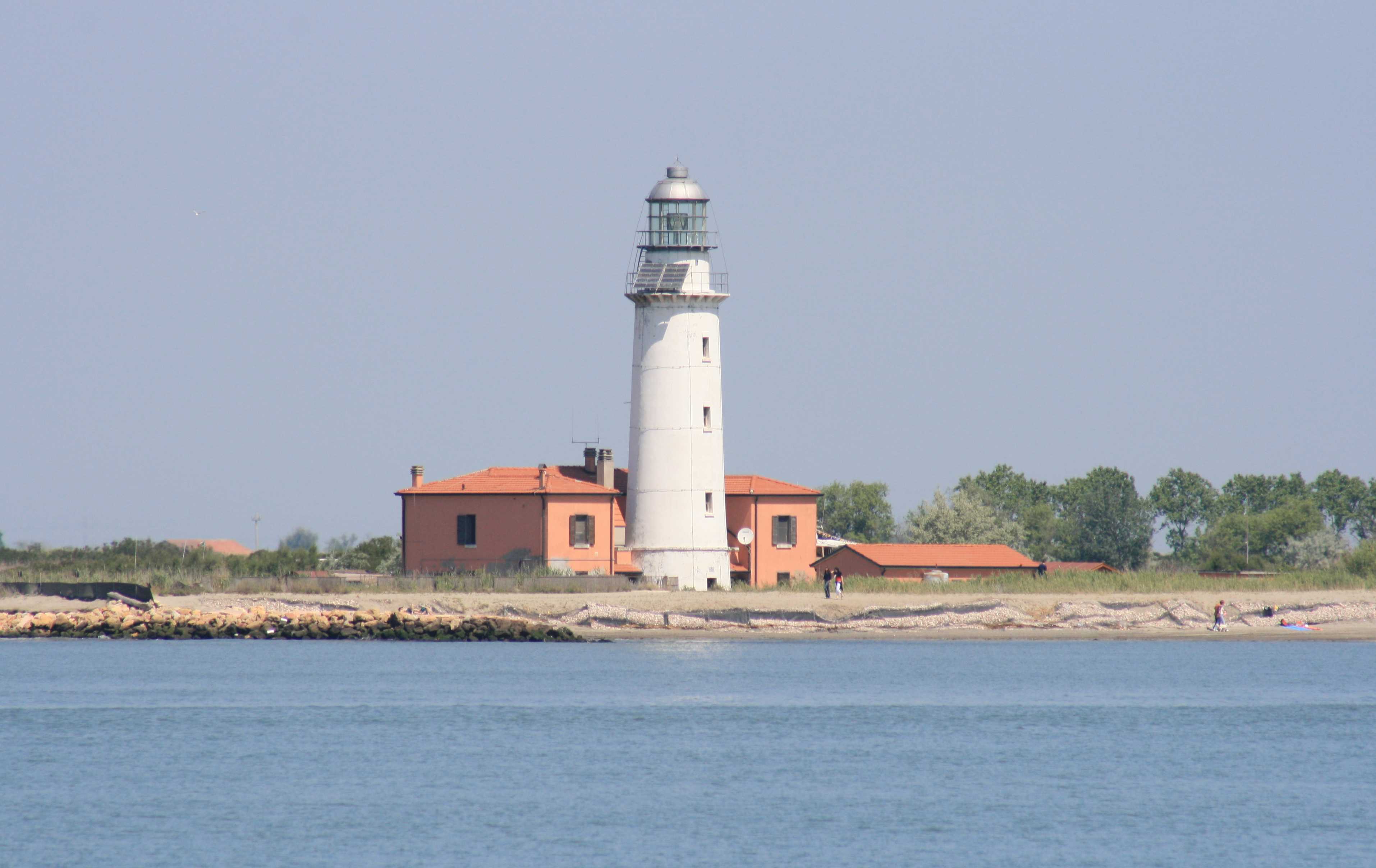 Faro di Goro