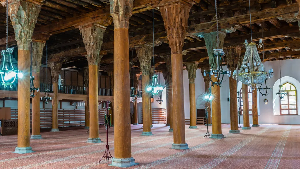 Wooden Hypostyle Mosques of Medieval Anatolia