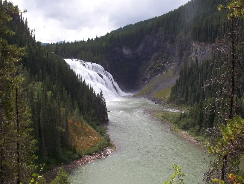 Kinuseo Falls