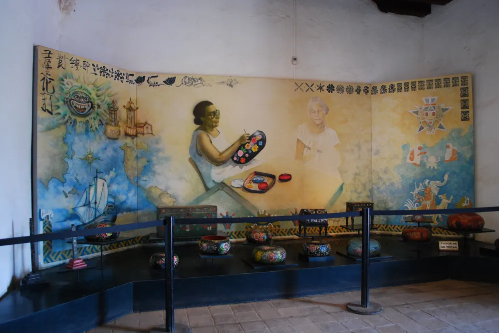 Museo de la Laca and the Santo Domingo monastery