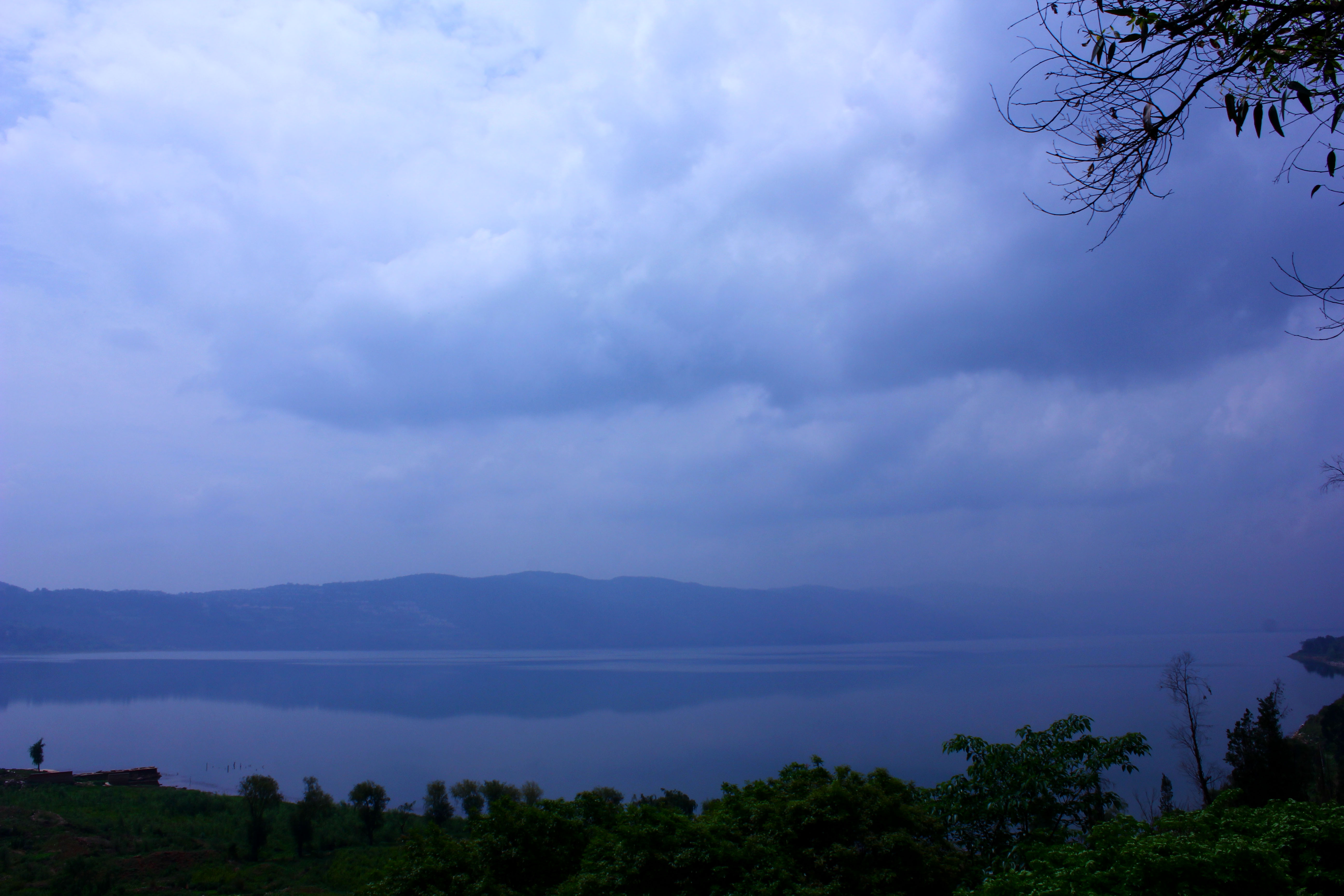 Yangzong Lake
