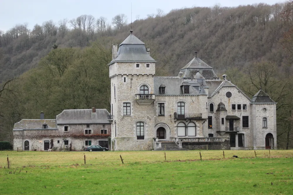 Lassus Castle