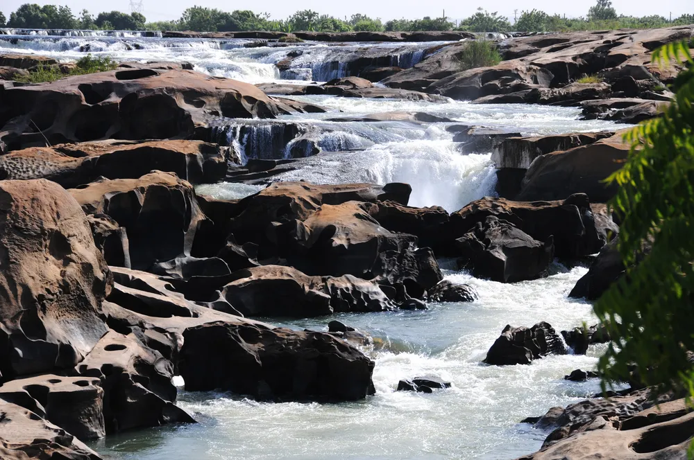 Félou Falls