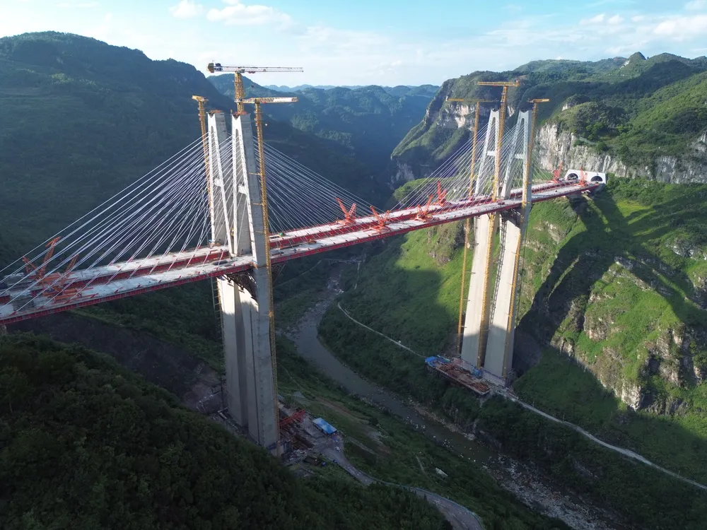 Jinqi Bridge