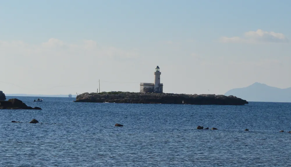 Scoglio Palumbo Lighthouse