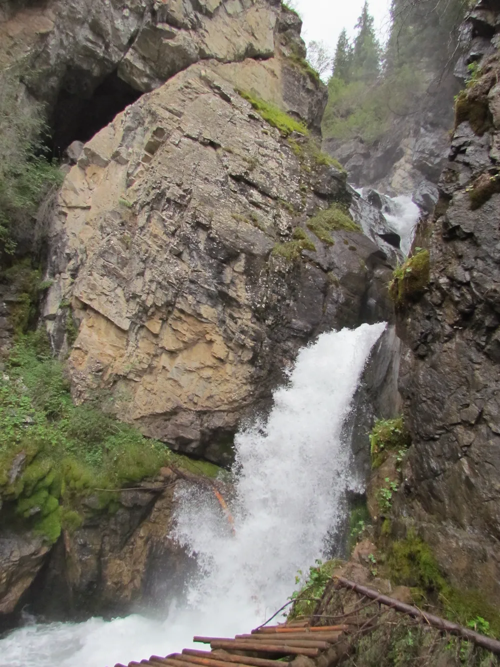 Kairak falls