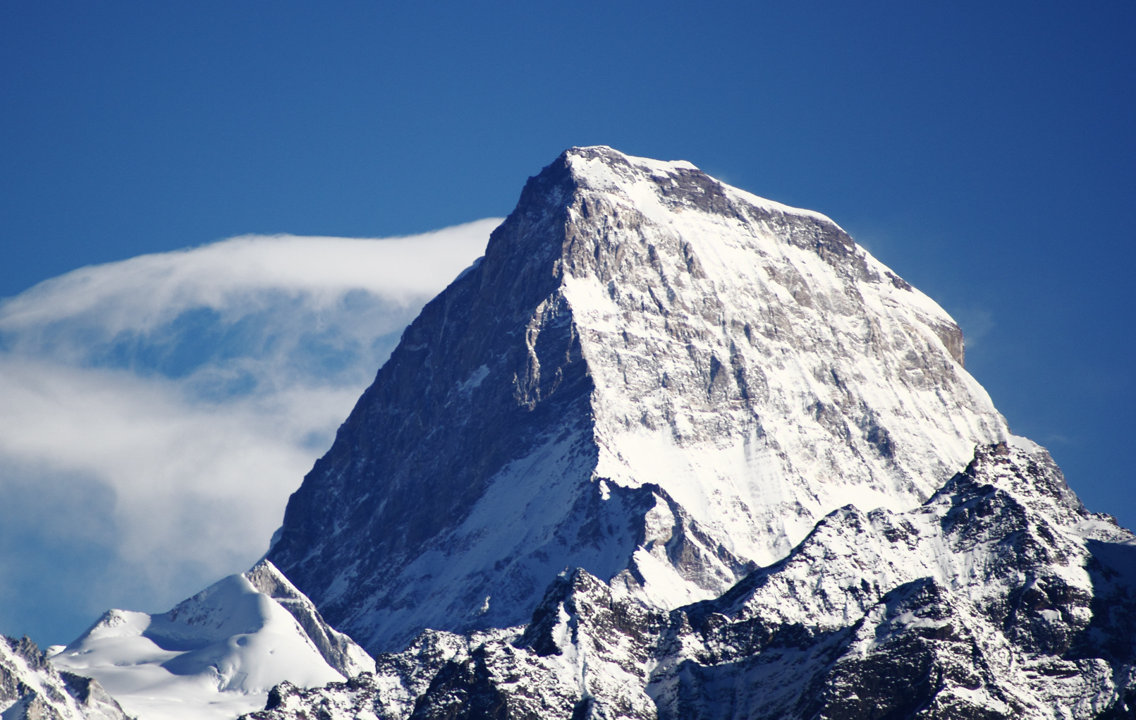 Nilgiri Parbat