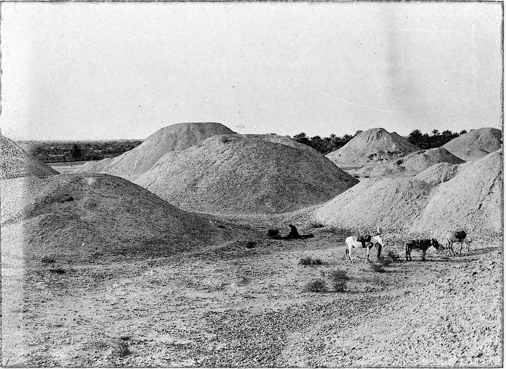 Dilmun Burial Mounds