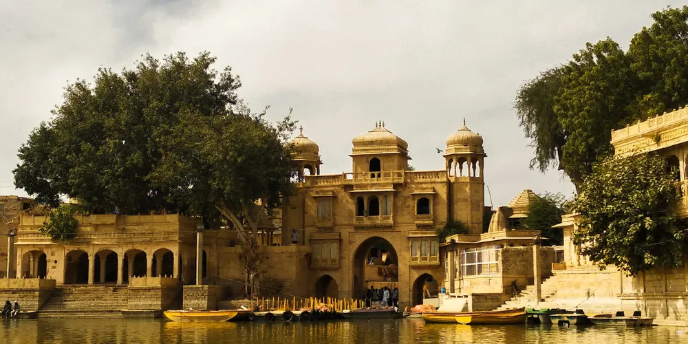 Gadisar Lake