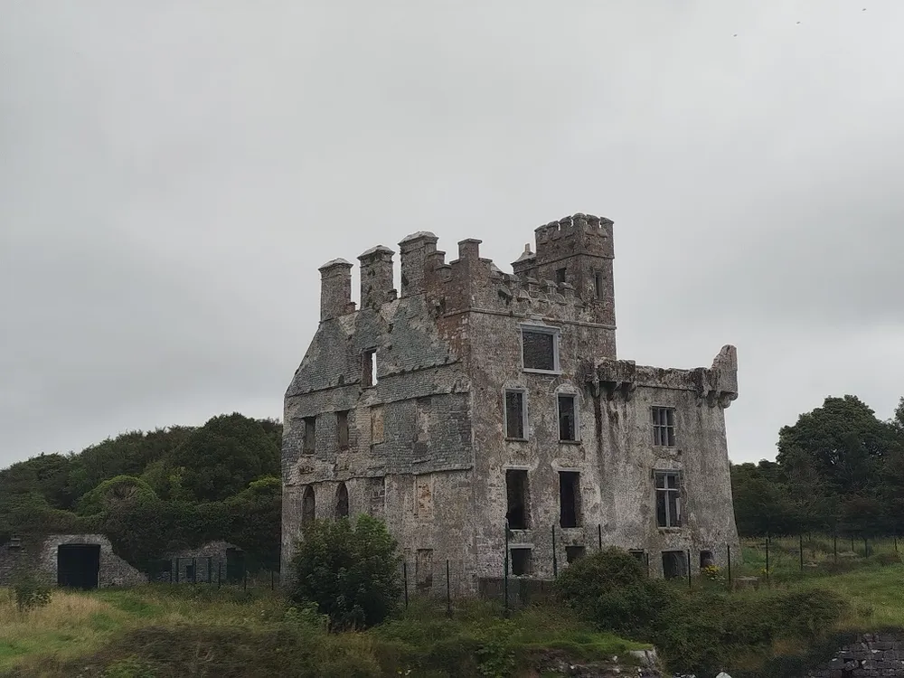 Menlo Castle