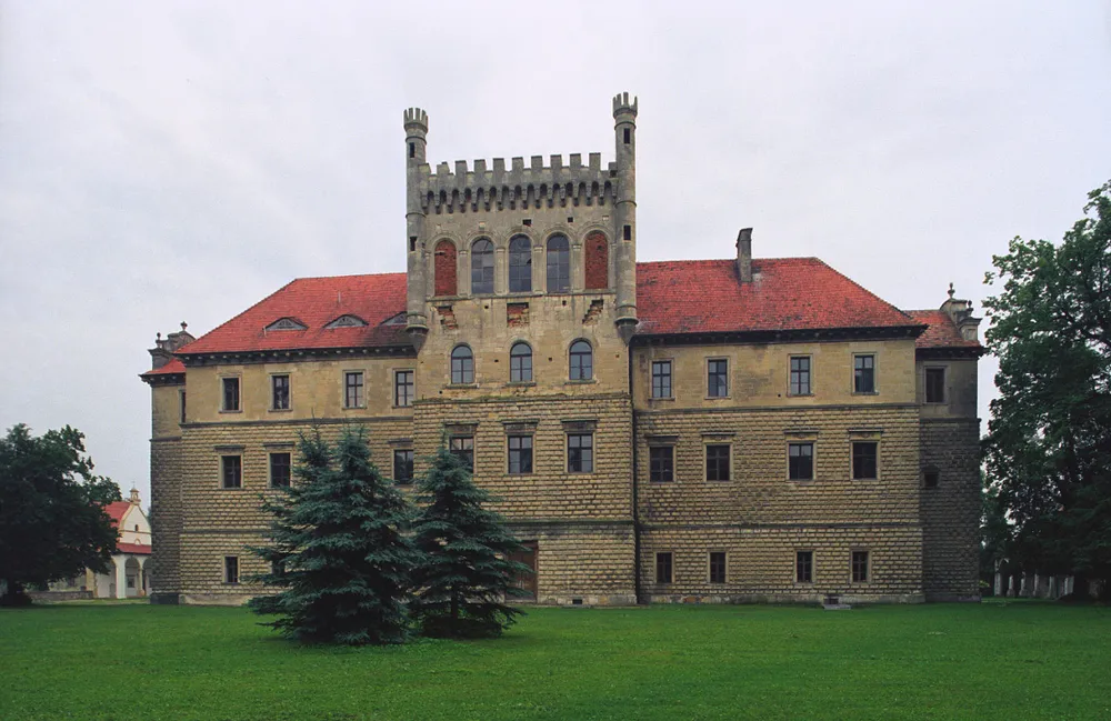Mirów Castle