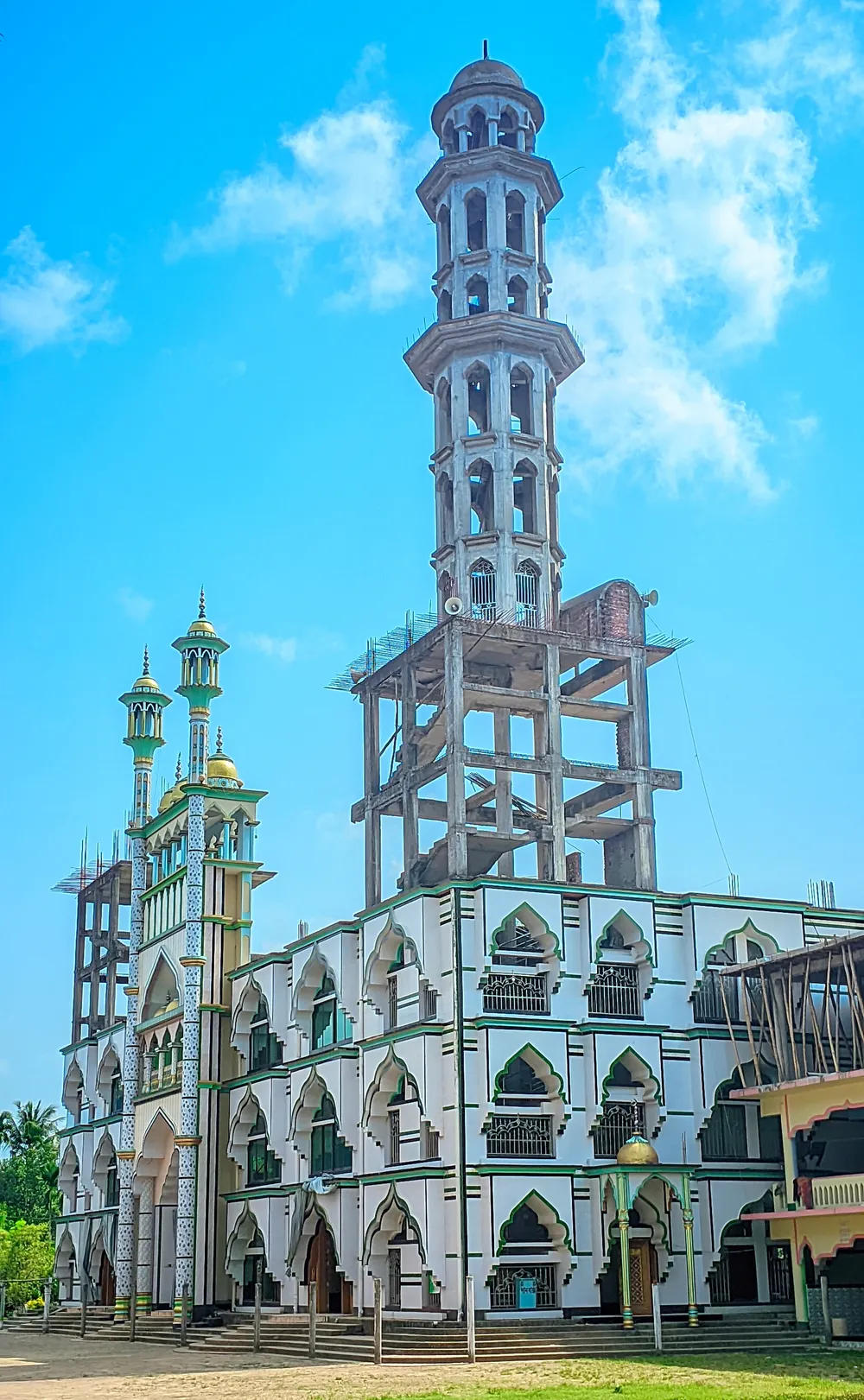 Al-Jamiatul Islamiah Azizul Uloom Babunagar