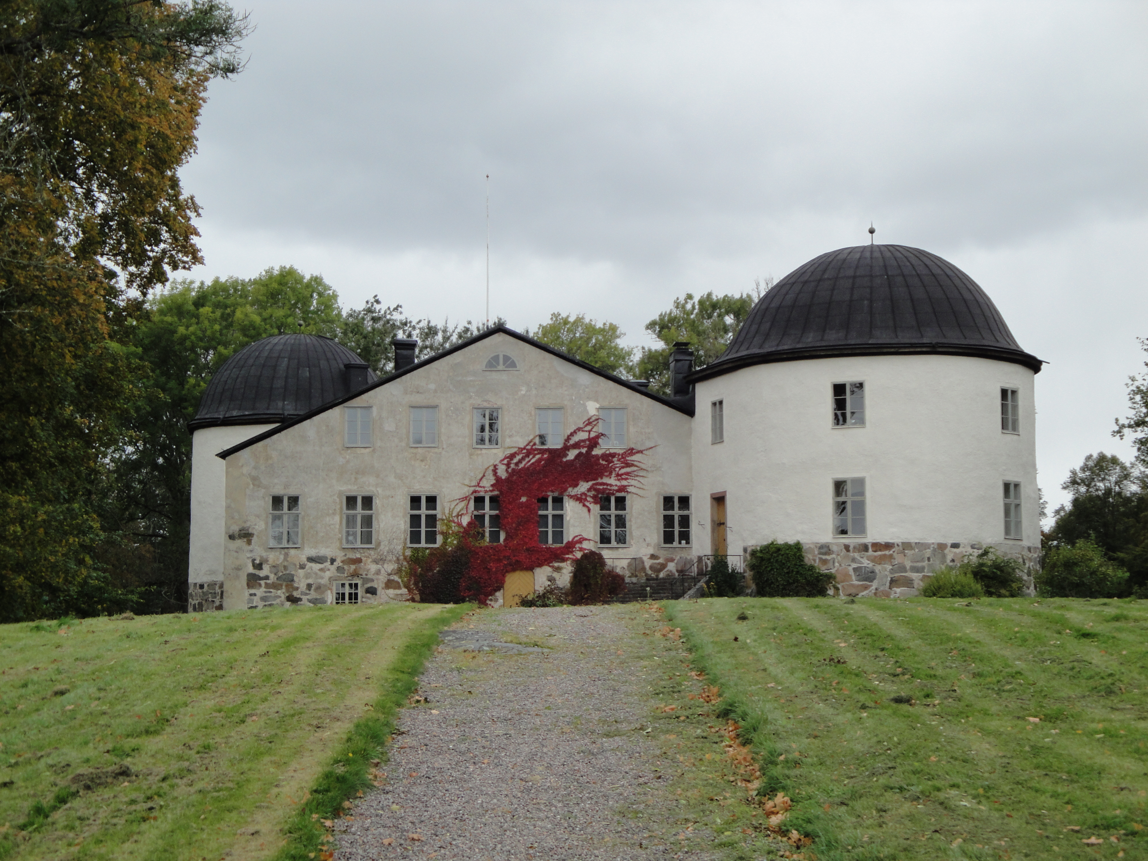Penningby Castle