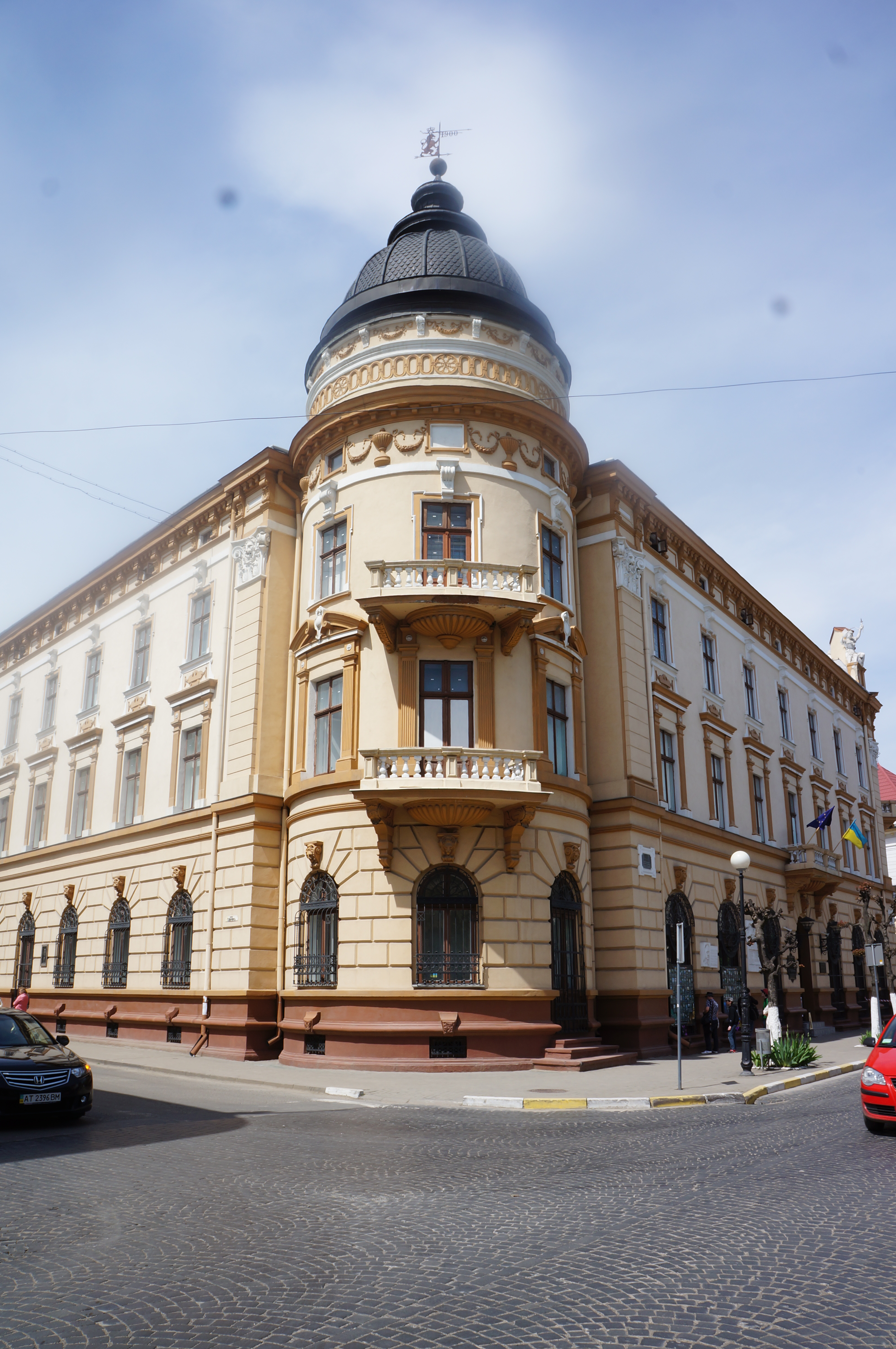 National Museum of Hutsulshchyna and Pokuttya Folk Art