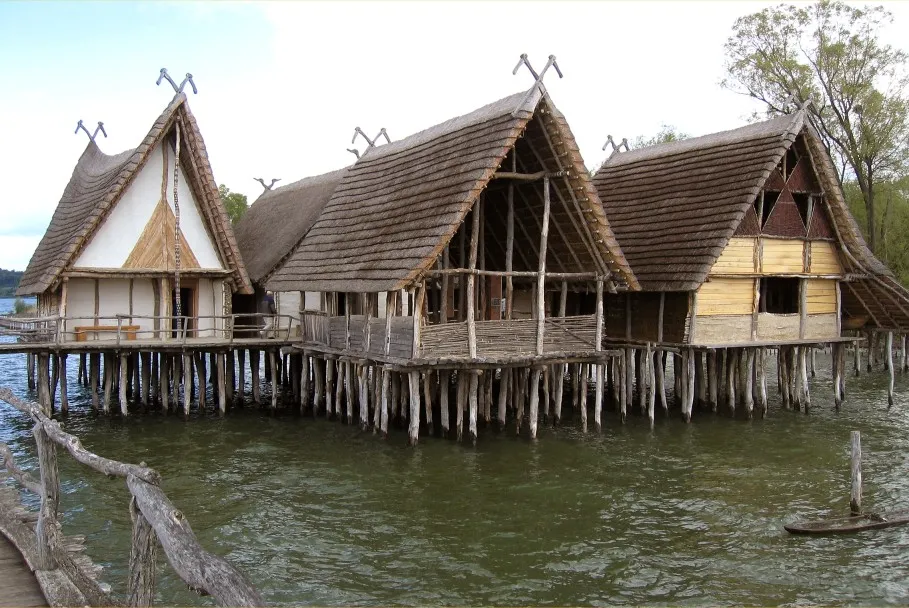 prehistoric pile dwellings around the Alps
