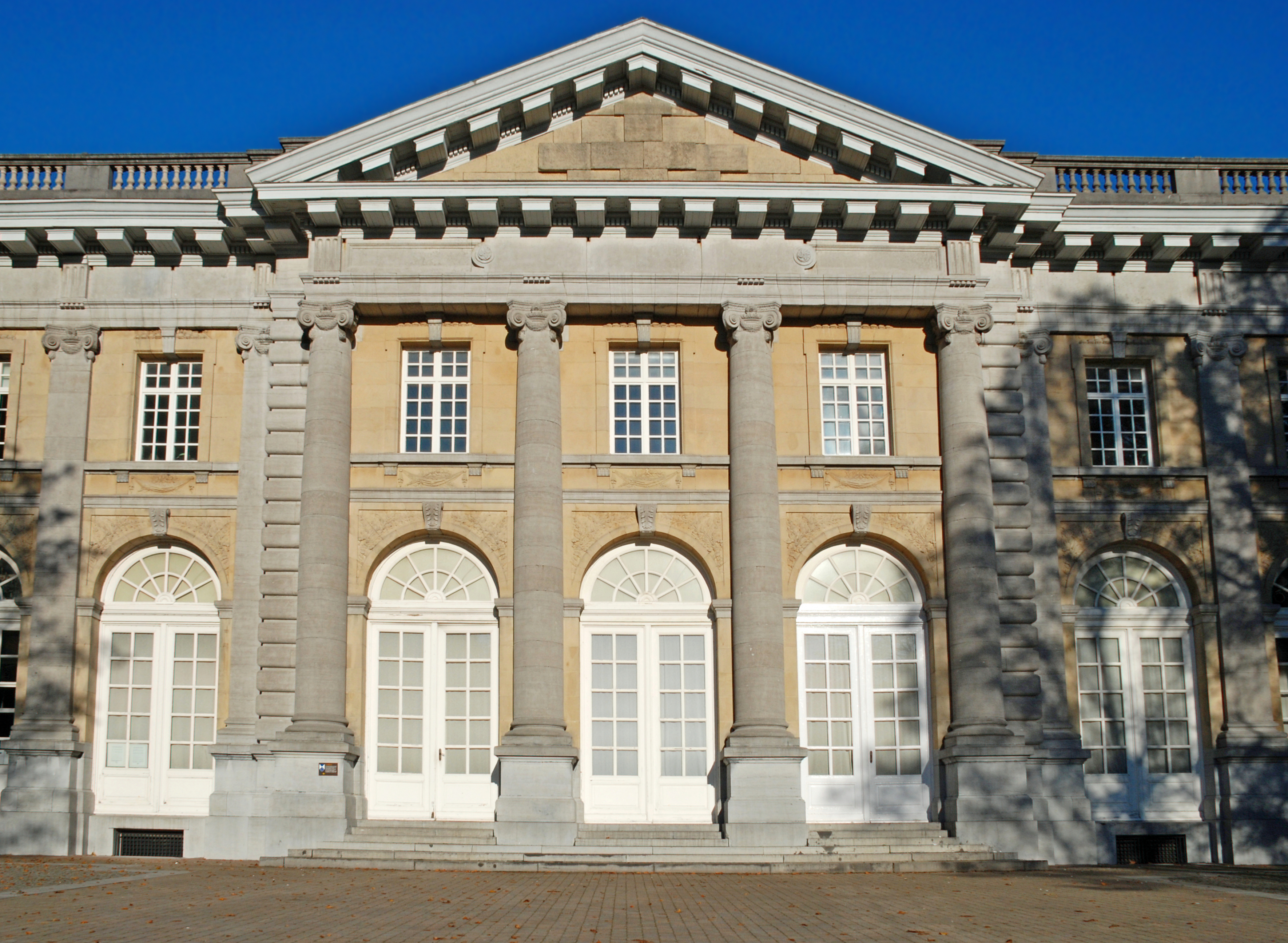 Africa Palace