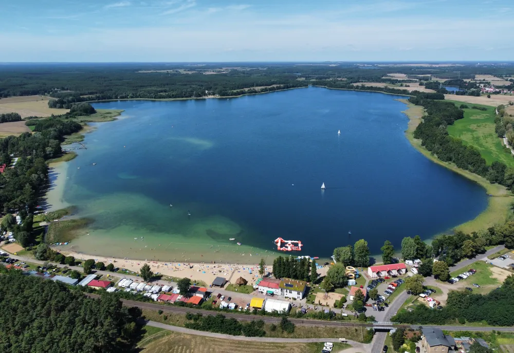 Szarcz Lake