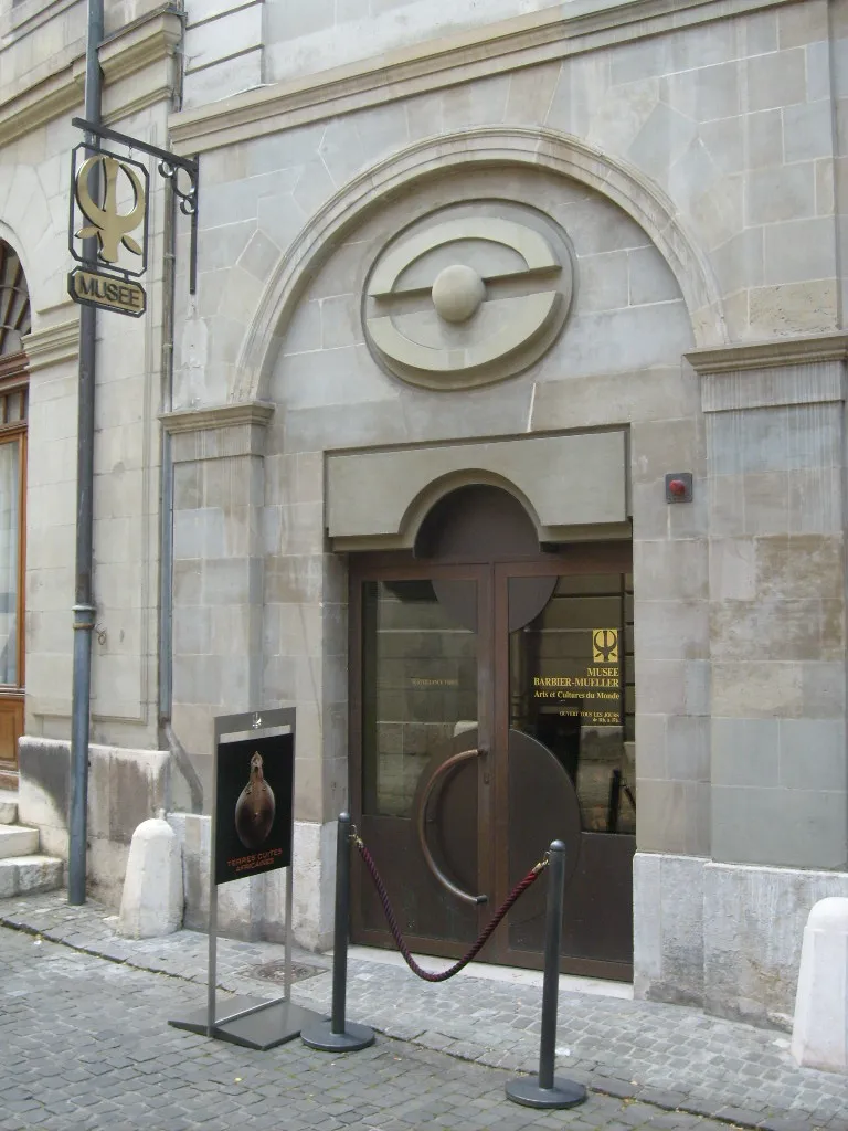 Barbier-Mueller Museum