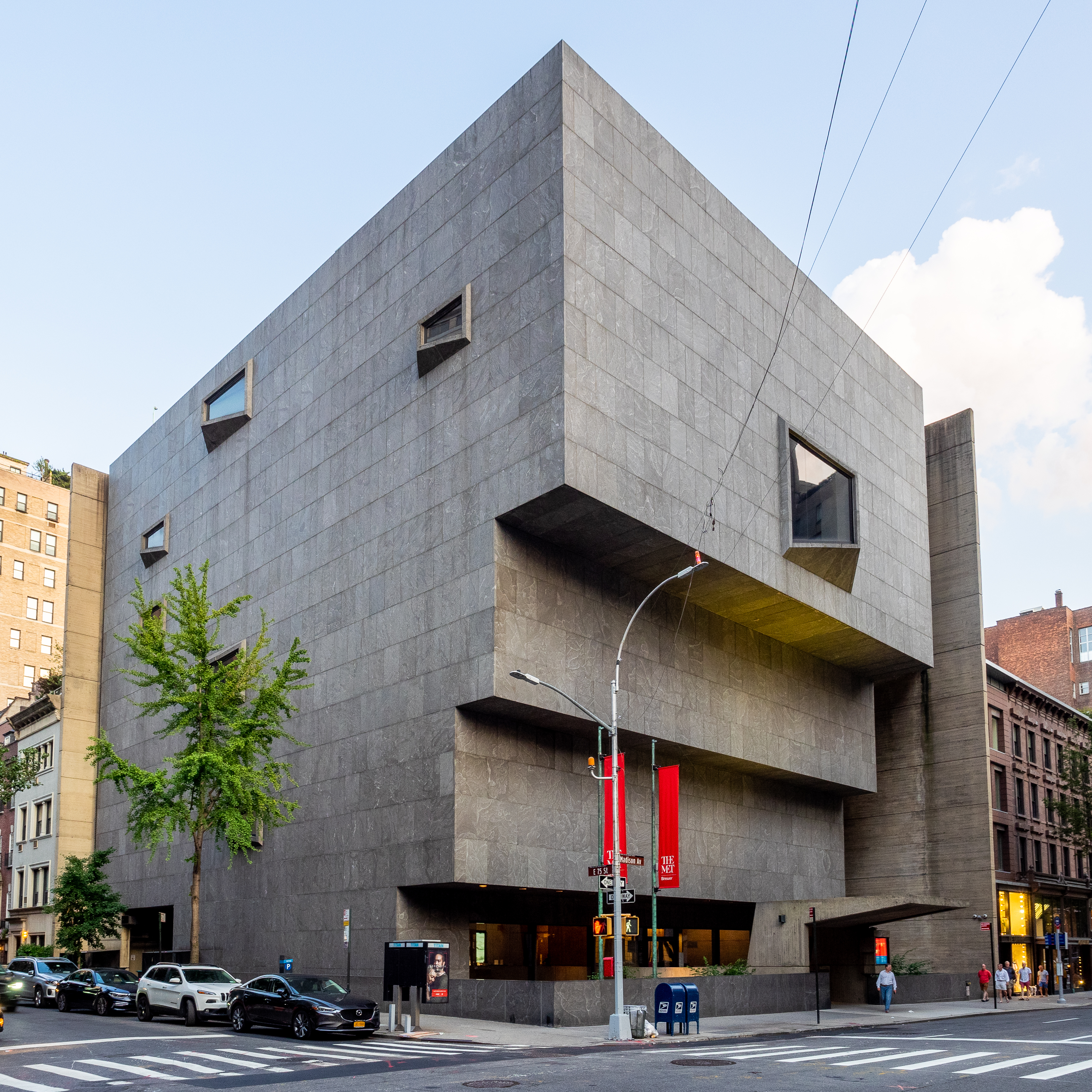 945 Madison Avenue