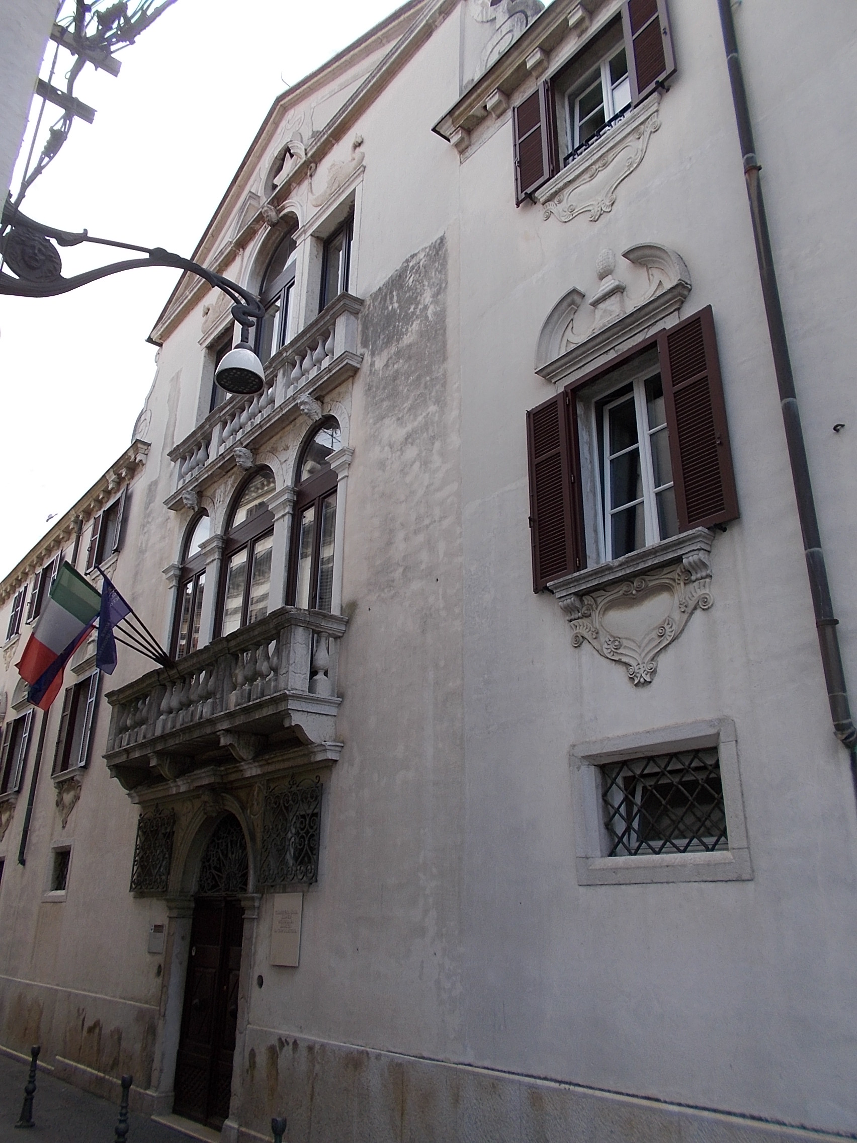 Gravisi-Barbabianca Palace