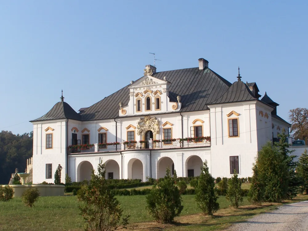 Czyżów Szlachecki Castle